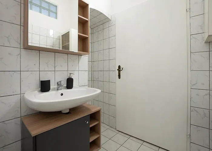 Lovely 1-bedroom Next To Praterstern Vienne